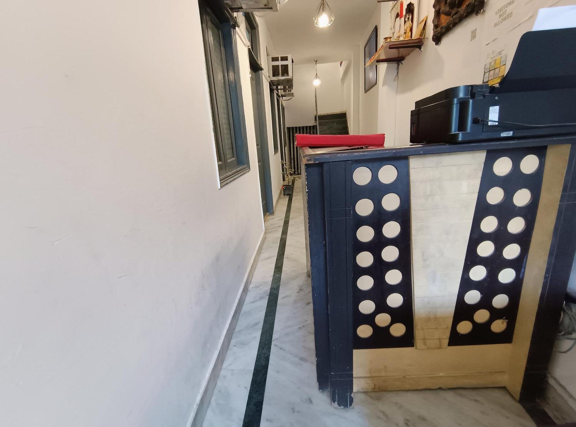 Hotel Hauz Khas Fort View Нью-Дели Экстерьер фото